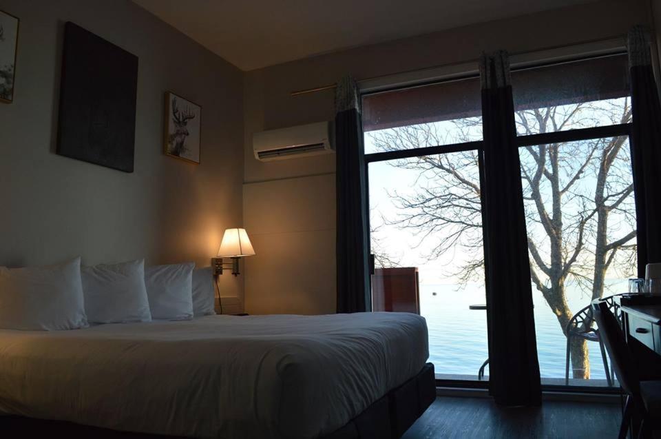 Driftwood Inn Sechelt Εξωτερικό φωτογραφία